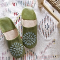バブーシュ刺繍 F3グリーンティx801水色