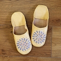 バブーシュ刺繍スパンコール S20クリームx701ラベンダーxオーロラ