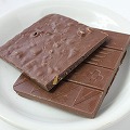 ラティテュードクラフトチョコレート スイートミルク39% マカダミア