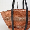 ニャリガバスケット 楕円底 2本透かし 黒平革ハンドル サーモン 25SS一点物