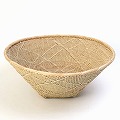 トンガビンガ Vシェイプかご 30-39.9CM 2506 一点物