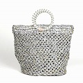 ポリクロシェ8x4x11 四角底 ビーズリングハンドルストライプ 白xシルバー シルバー 23SS一点物 @6500→5200円