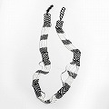 ビーズ多重ネックレス ビーズループ 白x黒 10 一点物