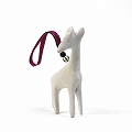 ケニア木彫動物リボンチャーム 白いキリン