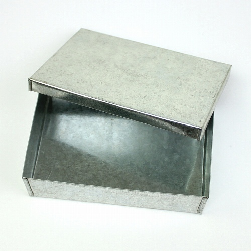 アフリカンスクエアー Sale 白鉄箱 ふた付 写真 1600 800 アフリカンスクエアー Sale 白鉄箱 ふた付 写真 1600 800