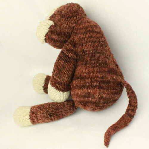 アフリカンスクエアー / ケナナKENANA KNITTERS ウールおすわり