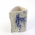 ハート型花瓶 白青 25SS一点物 @9800→7840円