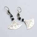 トゥアレグニッケルピアス 扇